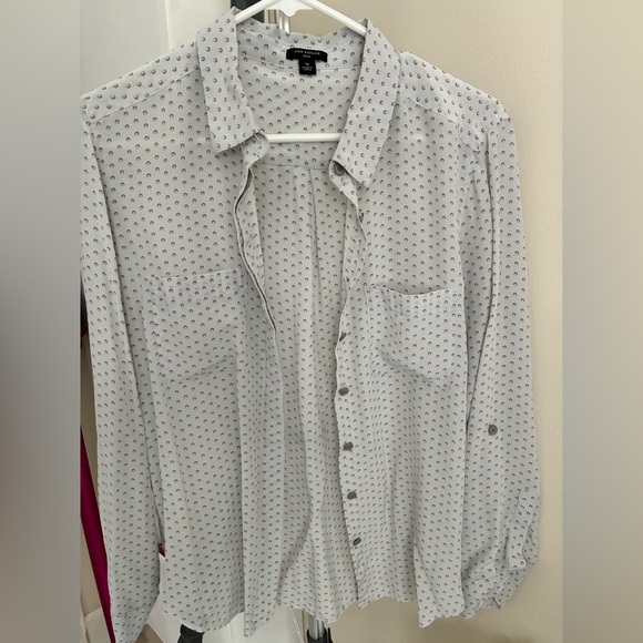 Ann Taylor White Button Down Shirt - Picture 4 of 5